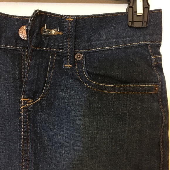 Old navy Denim mini Skirt - Picture 4 of 7
